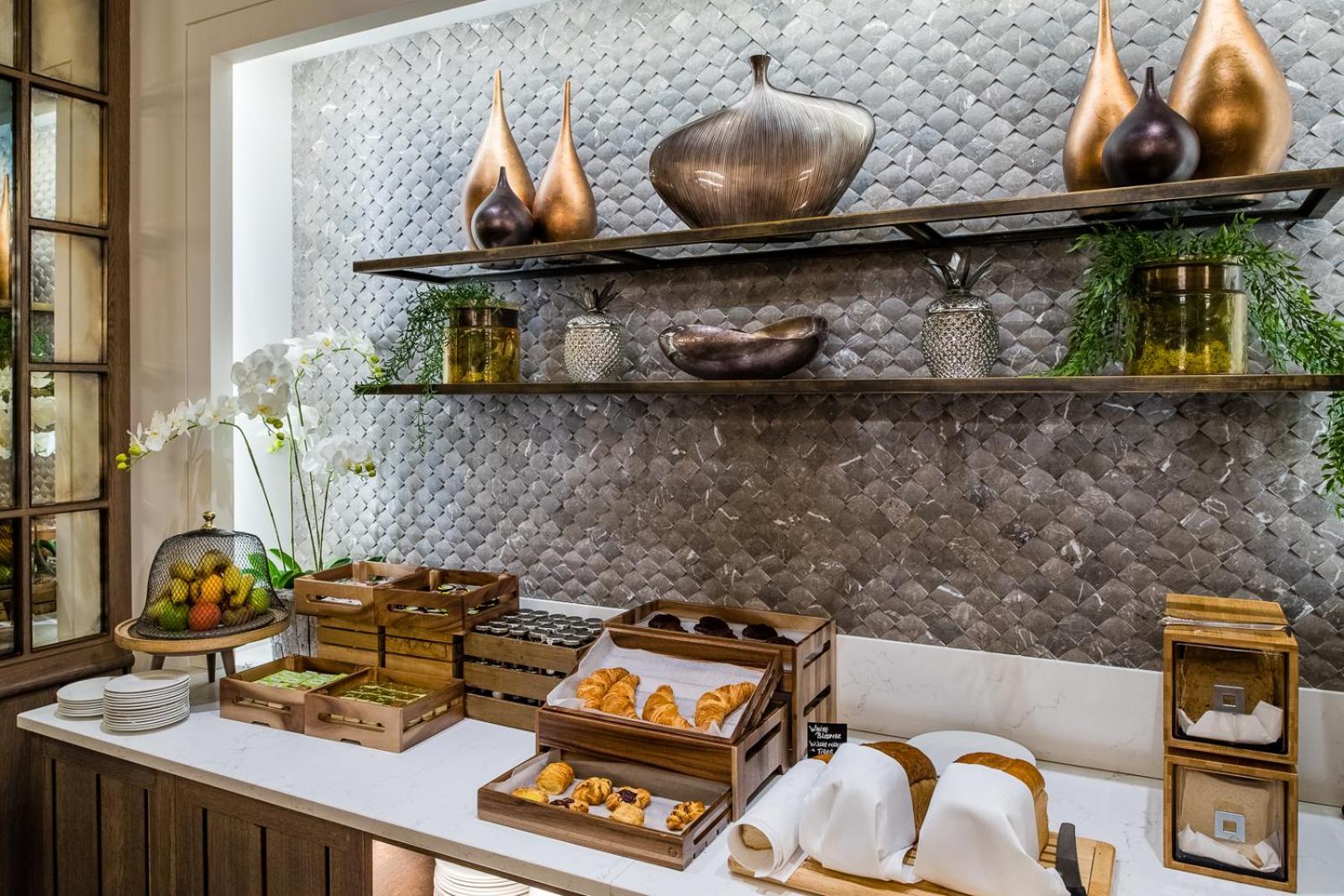 Grosvenor Pulford Hotel & Spa Экстерьер фото